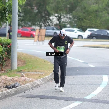 Runner Photo 5590749