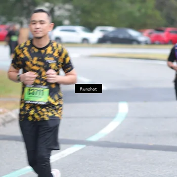 Runner Photo 5590800