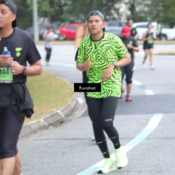 Runner Photo 5590865