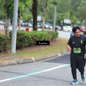 Runner Photo 5591023