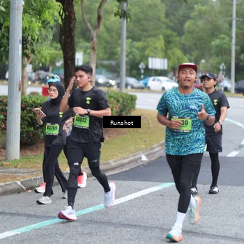 Runner Photo 5591108