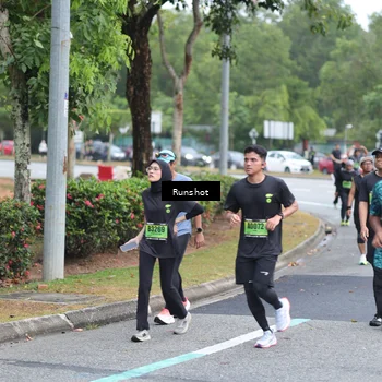 Runner Photo 5591113