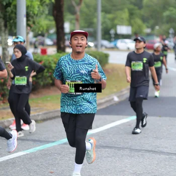Runner Photo 5591118