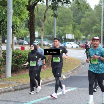 Runner Photo 5591125