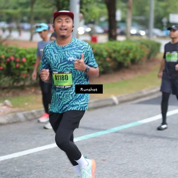 Runner Photo 5591132
