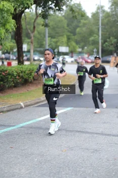 Runner Photo 5591234