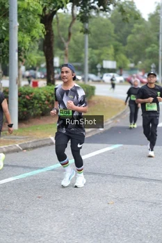 Runner Photo 5591235
