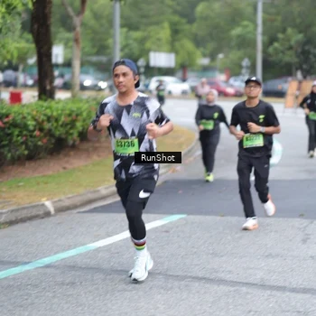 Runner Photo 5591277