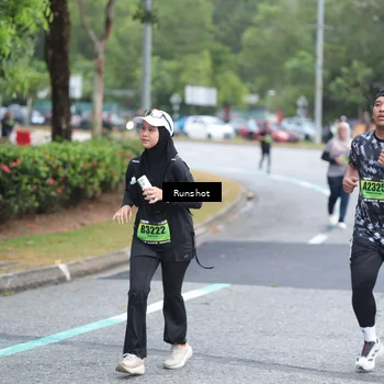 Runner Photo 5591335