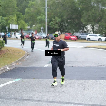 Runner Photo 5591405