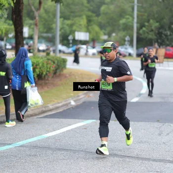 Runner Photo 5591409