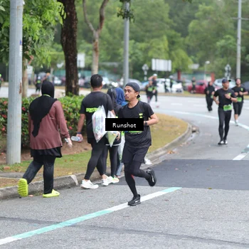 Runner Photo 5591438