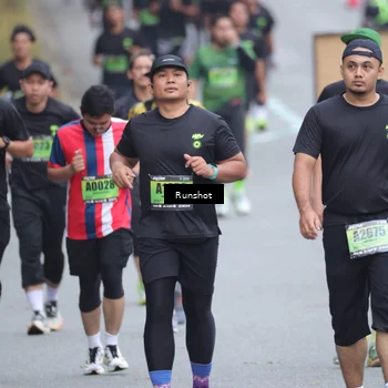 Runner Photo 5591709
