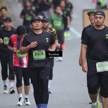 Runner Photo 5591715