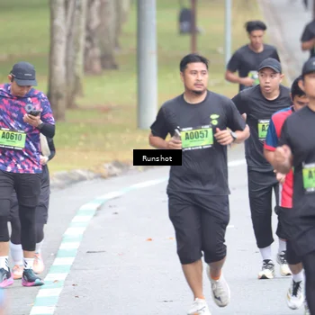 Runner Photo 5591726