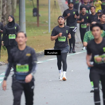 Runner Photo 5591950