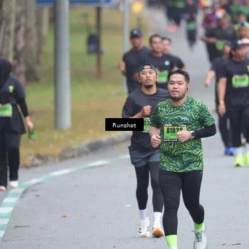Runner Photo 5592019