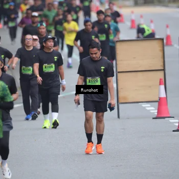Runner Photo 5592043