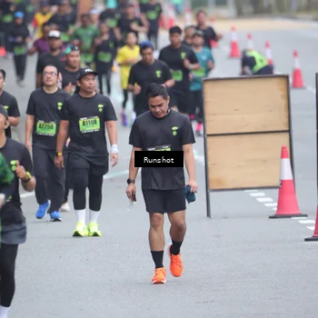 Runner Photo 5592049