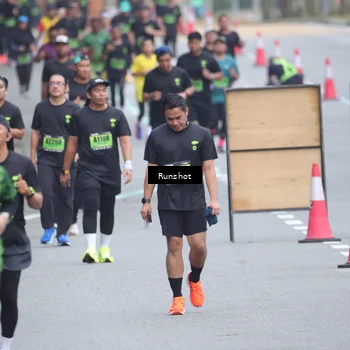 Runner Photo 5592051