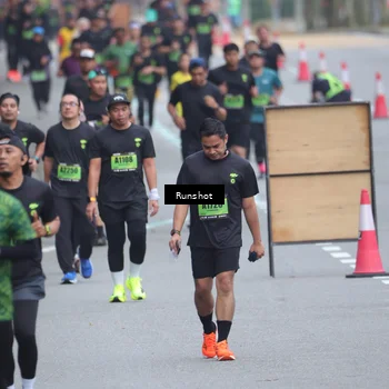Runner Photo 5592052