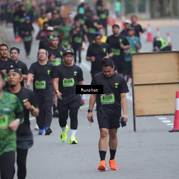 Runner Photo 5592066