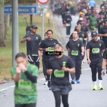 Runner Photo 5592090