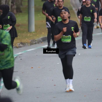 Runner Photo 5592100