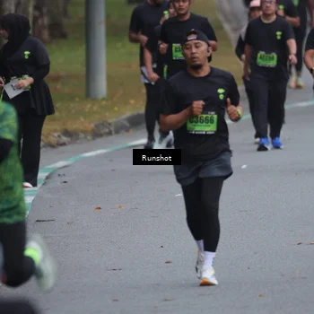 Runner Photo 5592103