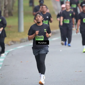 Runner Photo 5592113