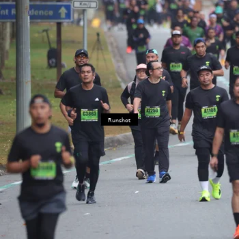 Runner Photo 5592124