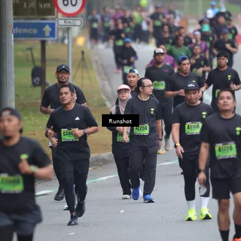 Runner Photo 5592126