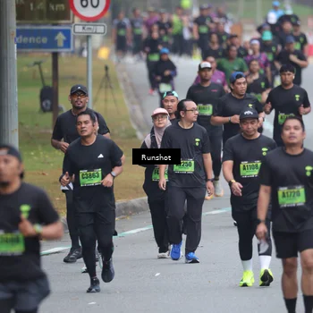 Runner Photo 5592129