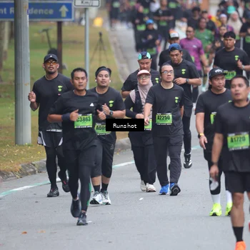 Runner Photo 5592158