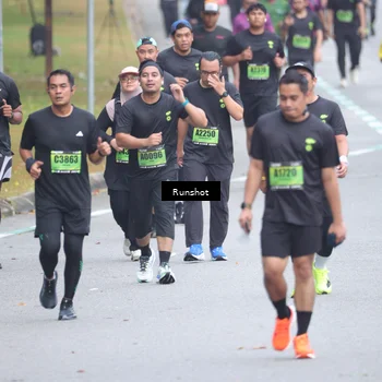 Runner Photo 5592181
