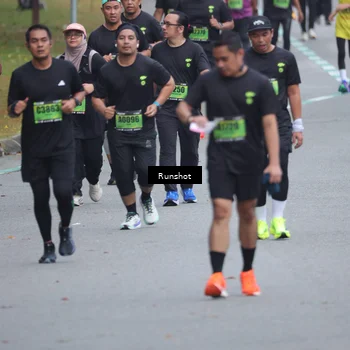 Runner Photo 5592198