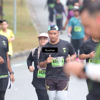 Runner Photo 5592394