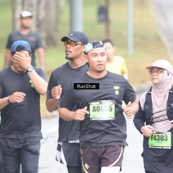 Runner Photo 5592442
