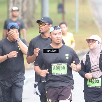 Runner Photo 5592443