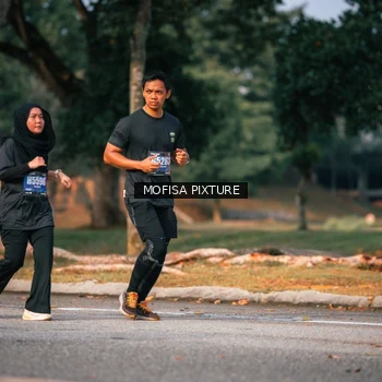 Runner Photo 5592457