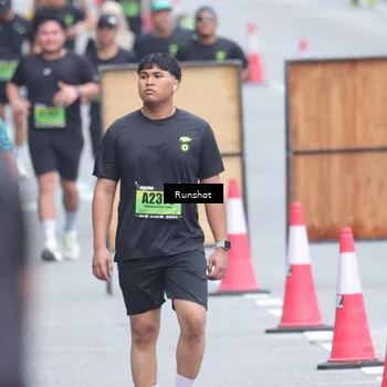 Runner Photo 5592556