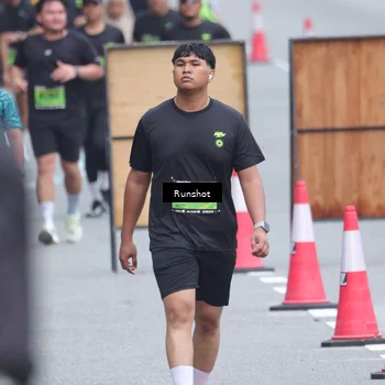 Runner Photo 5592567
