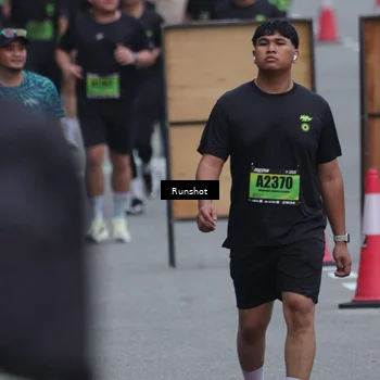 Runner Photo 5592571