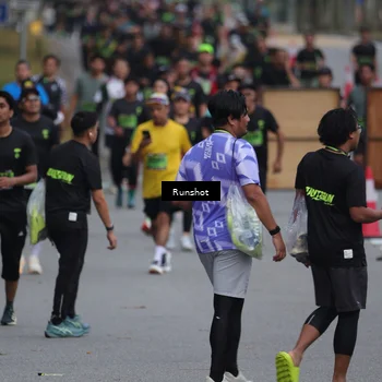 Runner Photo 5592624