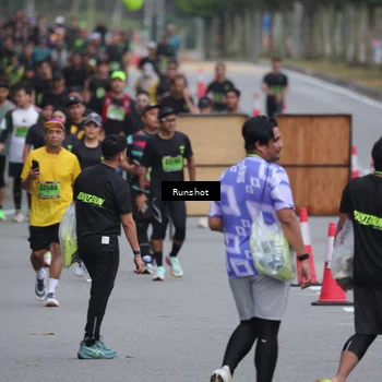 Runner Photo 5592649