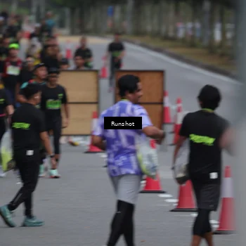 Runner Photo 5592656