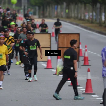 Runner Photo 5592680