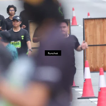 Runner Photo 5592834