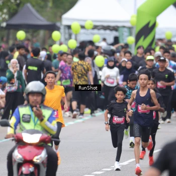 Runner Photo 5592885