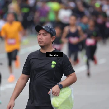 Runner Photo 5592890